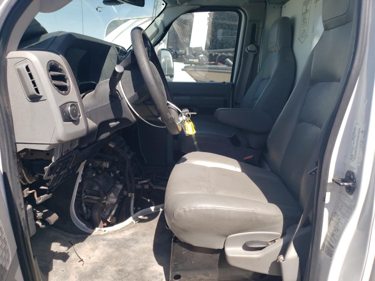 2022 Ford Econoline E350 Super Duty Cutaway Van VIN: 1FDWE3FNXNDC03635 Lot: 61060505