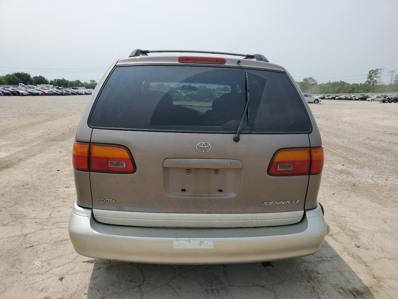 1999 Toyota Sienna Le VIN: 4T3ZF13C3XU120009 Lot: 60455015