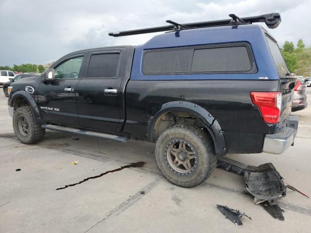  NISSAN TITAN 2017 Czarny