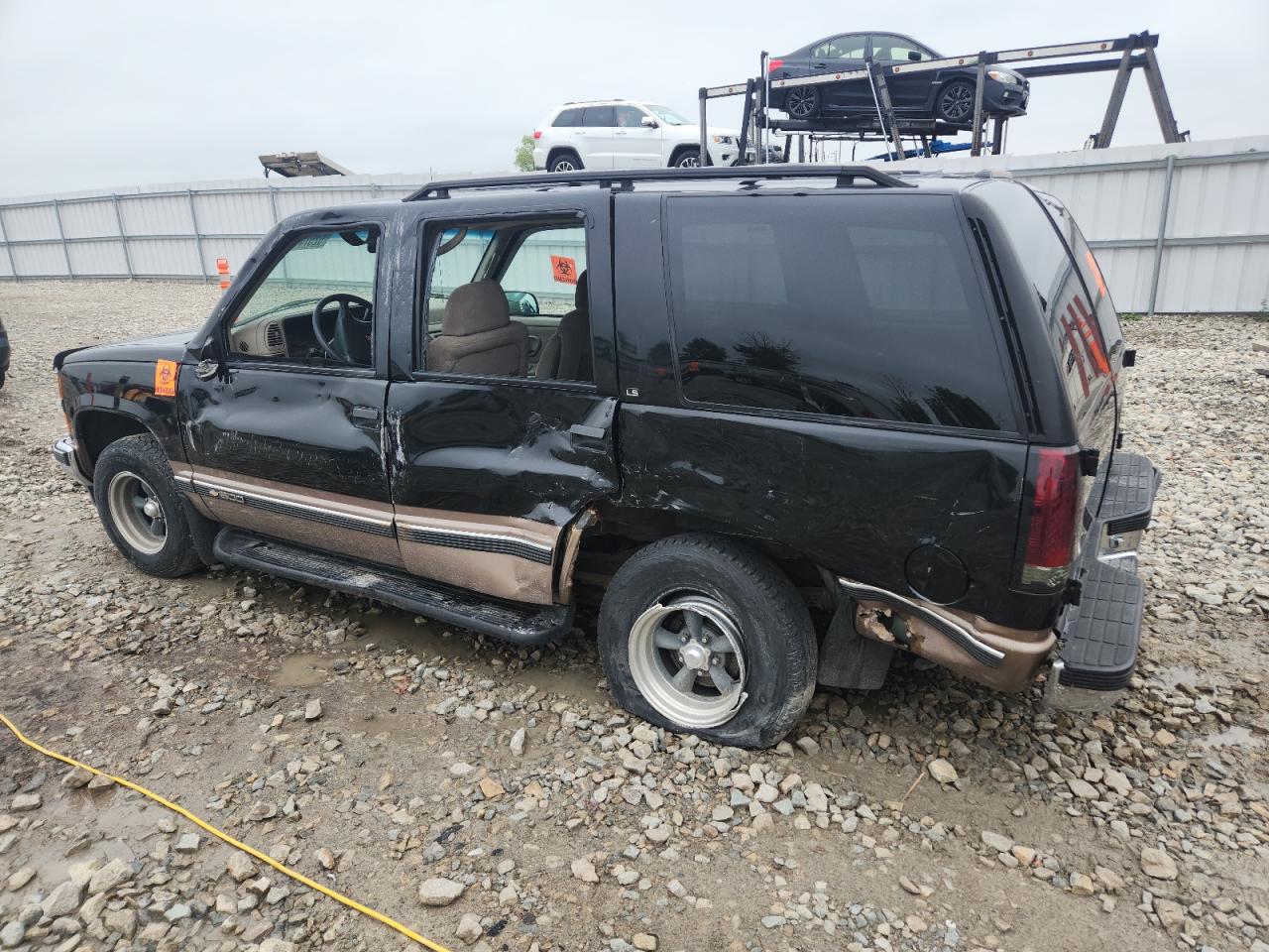 CHEVROLET TAHOE 1996 VIN 1GNEC13R5TJ329053 zdjęcie 2