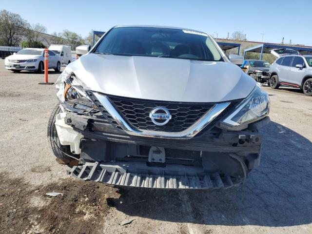  NISSAN SENTRA 2017 Серебристый