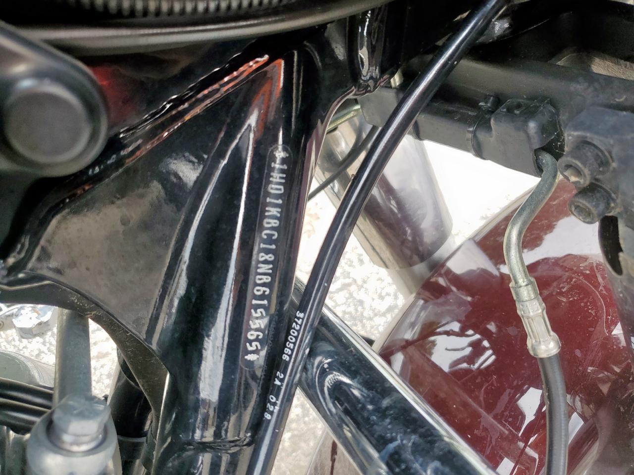 2022 Harley-Davidson Flhx VIN: 1HD1KBC18NB615565 Lot: 60262385