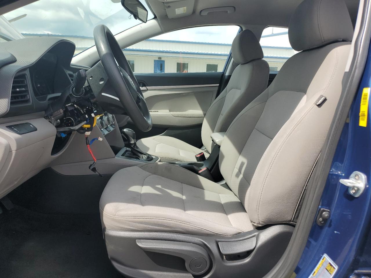 2019 Hyundai Elantra Se VIN: 5NPD74LF3KH496406 Lot: 60423785