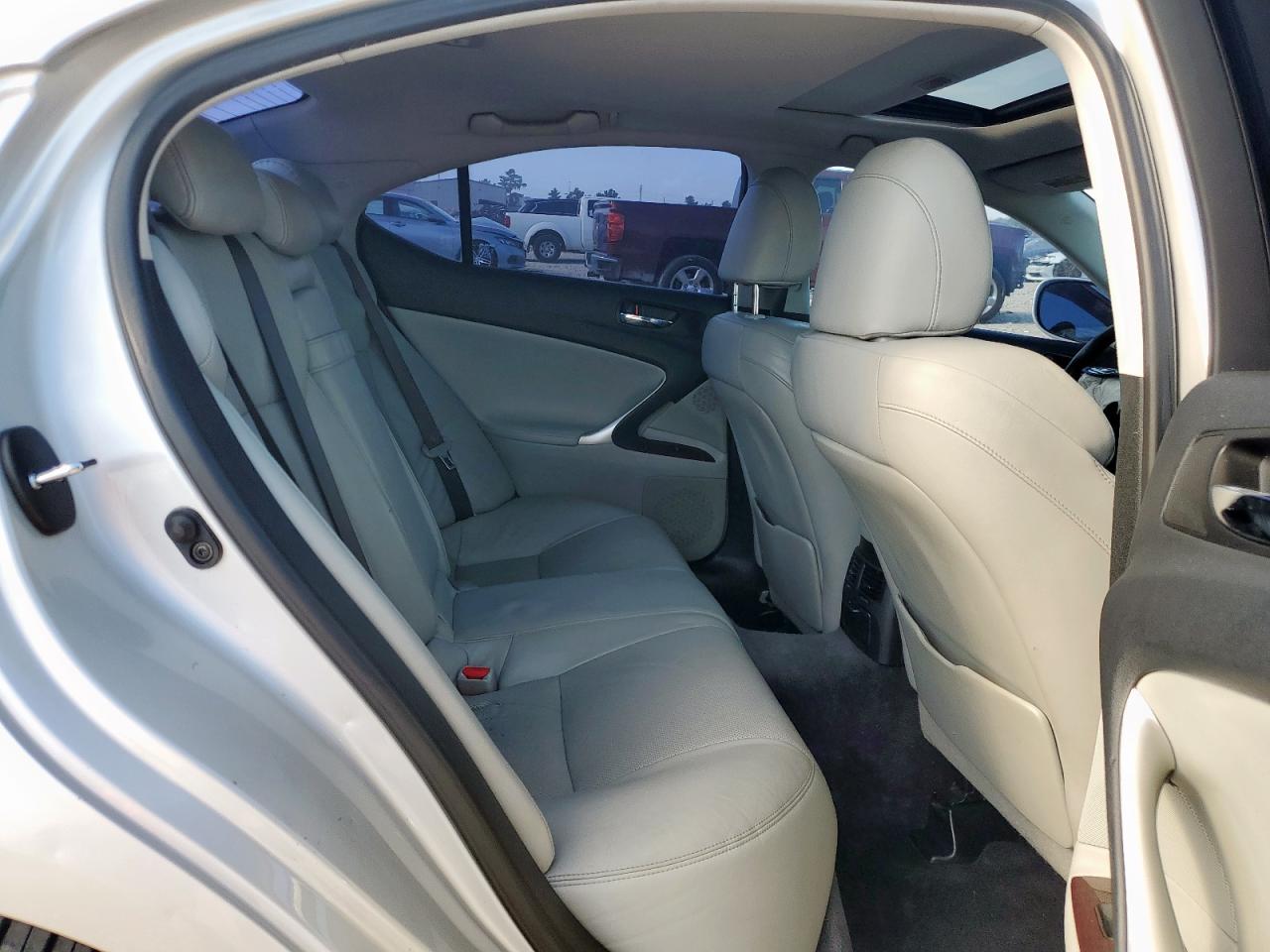 2007 Lexus Is 350 VIN: JTHBE262772007636 Lot: 62306995