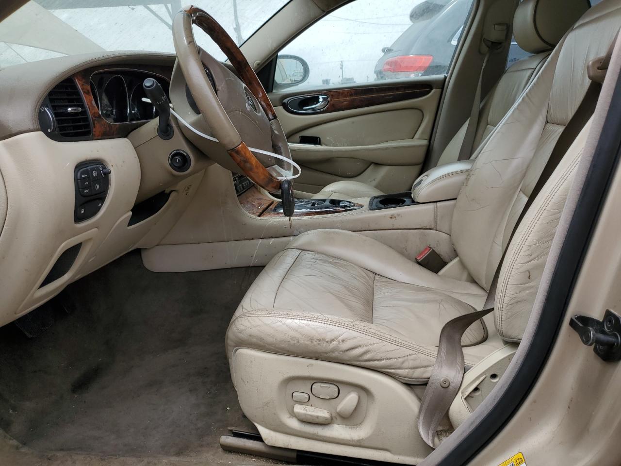 2004 Jaguar Vandenplas VIN: SAJEA74C84SG03857 Lot: 62156875