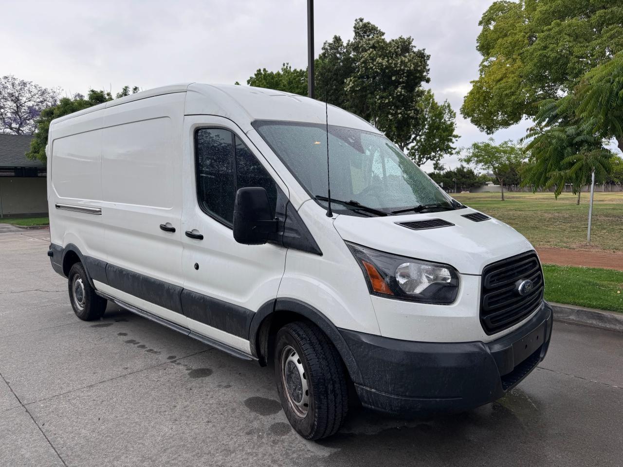 2018 Ford Transit T-250 for Sale in Los Angeles, CA - Minor Dent/Scratches