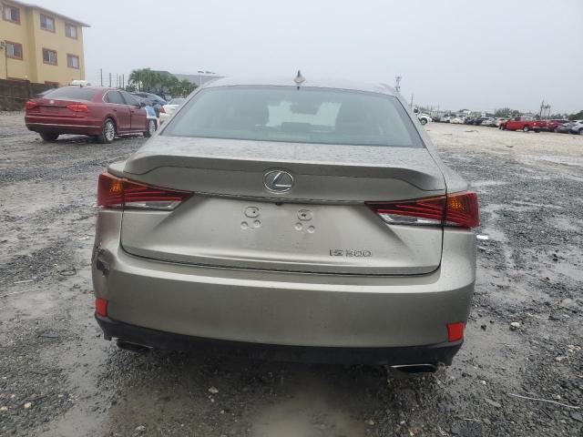  LEXUS IS 2020 Srebrny