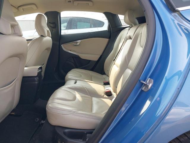 2015 VOLVO V40 SE LUX