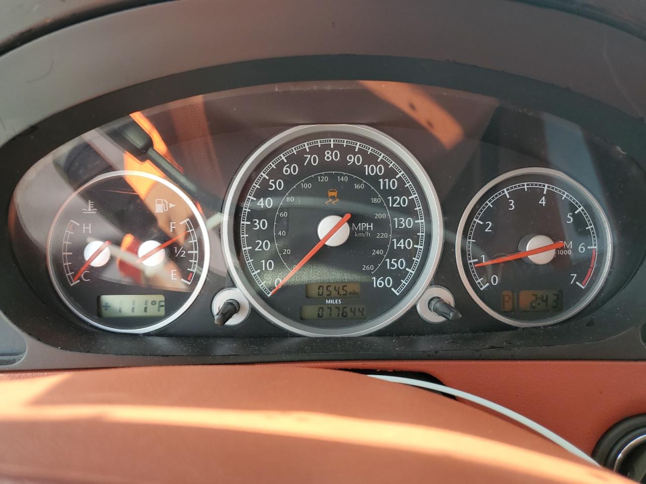 2004 Chrysler Crossfire Limited VIN: 1C3AN69L64X015318 Lot: 61139105