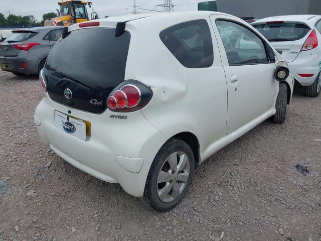 2011 TOYOTA AYGO GO VV