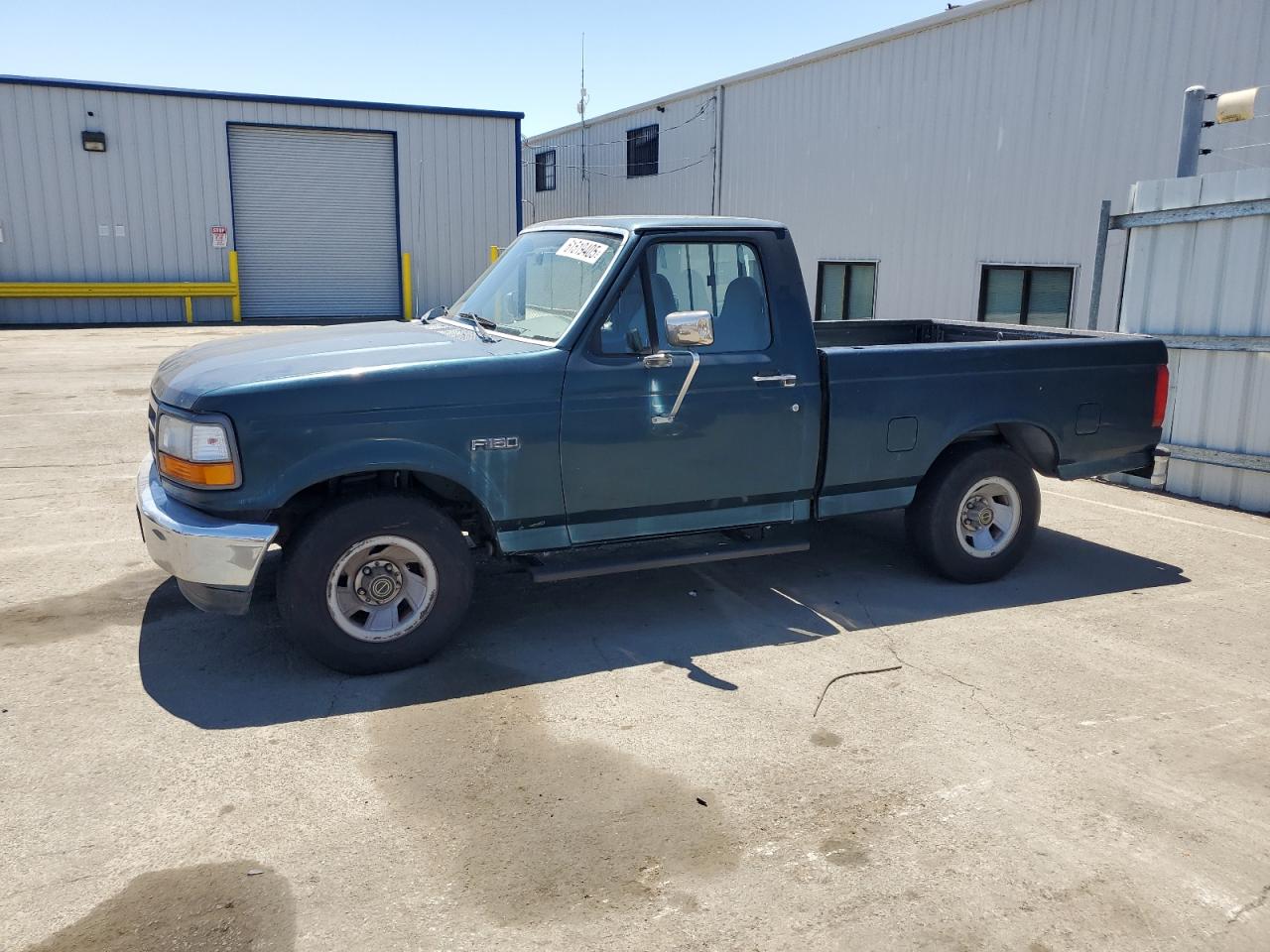 Vallejo, CA에서 판매 중인 1995 Ford F150 - Rear End
