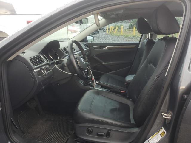 Sedans VOLKSWAGEN PASSAT 2016 Gray