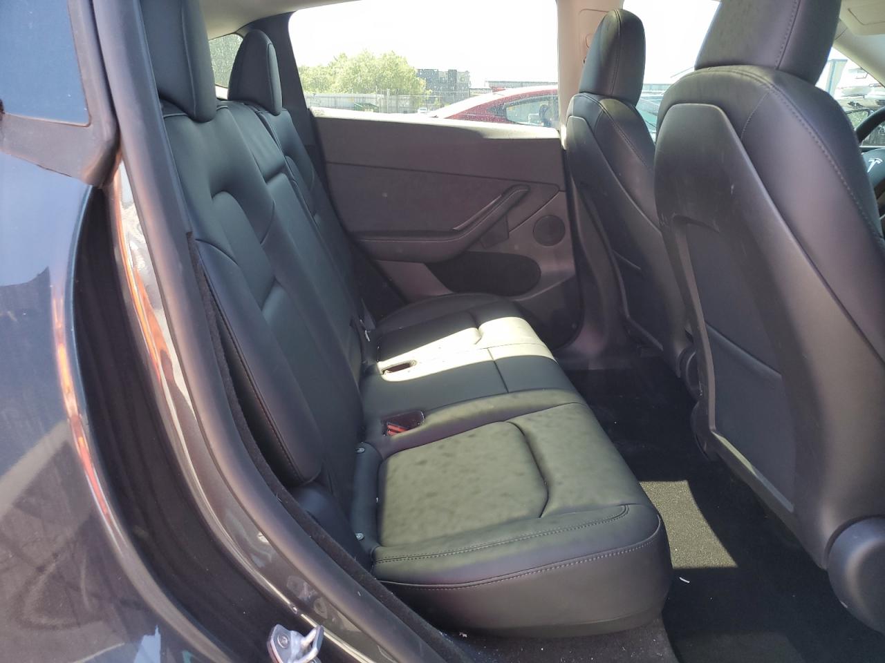 2024 Tesla Model Y VIN: 7SAYGDEE2RF064343 Lot: 62537265