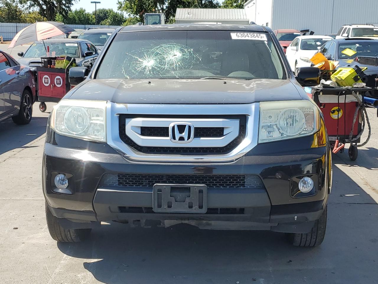 2011 Honda Pilot Exln VIN: 5FNYF4H74BB010433 Lot: 63043845