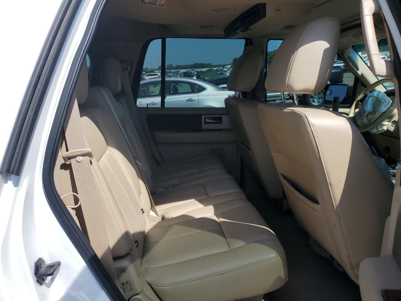2010 Ford Expedition Eddie Bauer VIN: 1FMJU1J52AEB47770 Lot: 62053935