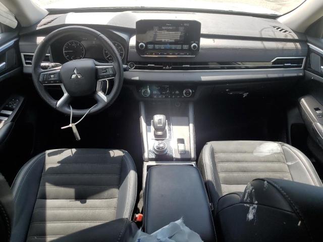  MITSUBISHI OUTLANDER 2024 Srebrny