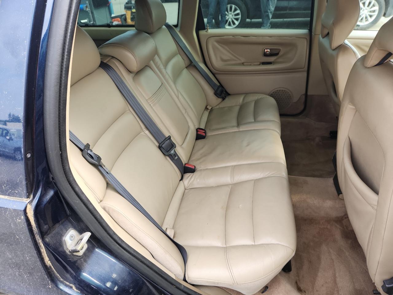 1998 Volvo V70 VIN: YV1LW5572W3485645 Lot: 59798005