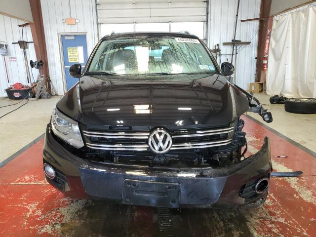  VOLKSWAGEN TIGUAN 2017 Чорний