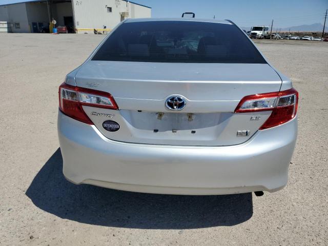  TOYOTA CAMRY 2014 Srebrny