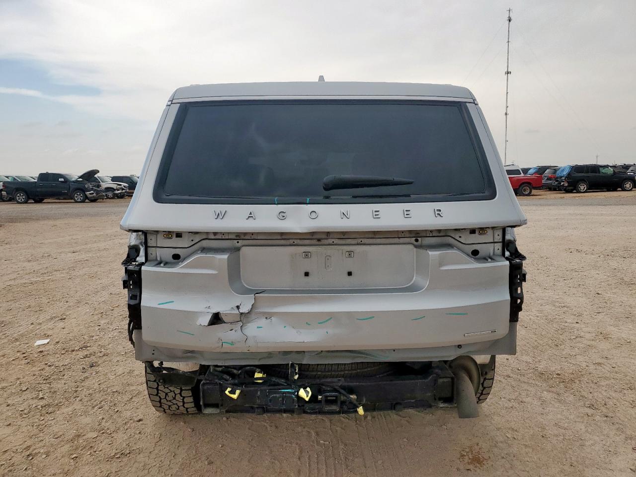 2022 Jeep Wagoneer Series Iii VIN: 1C4SJUDT4NS168124 Lot: 59951125