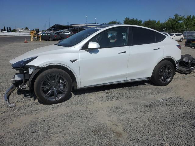  TESLA MODEL Y 2024 Білий