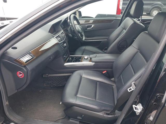 2012 MERCEDES BENZ E220 SE CD