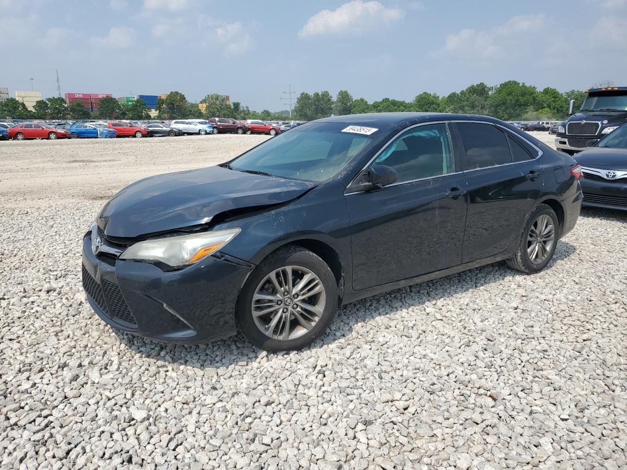 2016 Toyota Camry Le продається в Columbus, OH - Front End