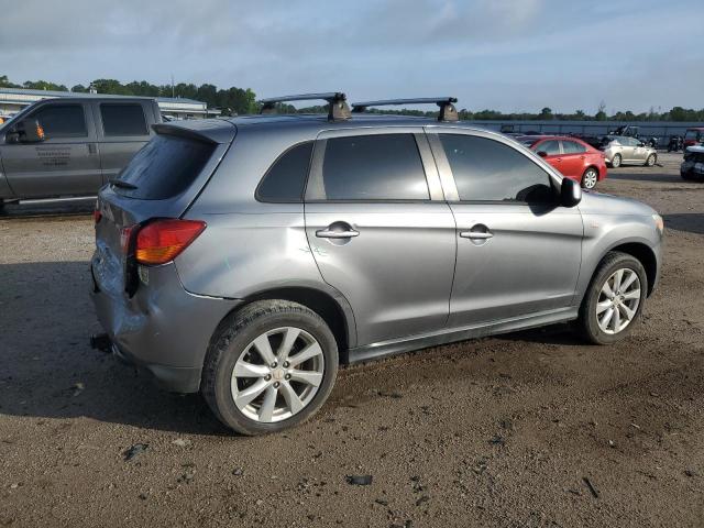 Паркетники MITSUBISHI OUTLANDER 2015 Сірий