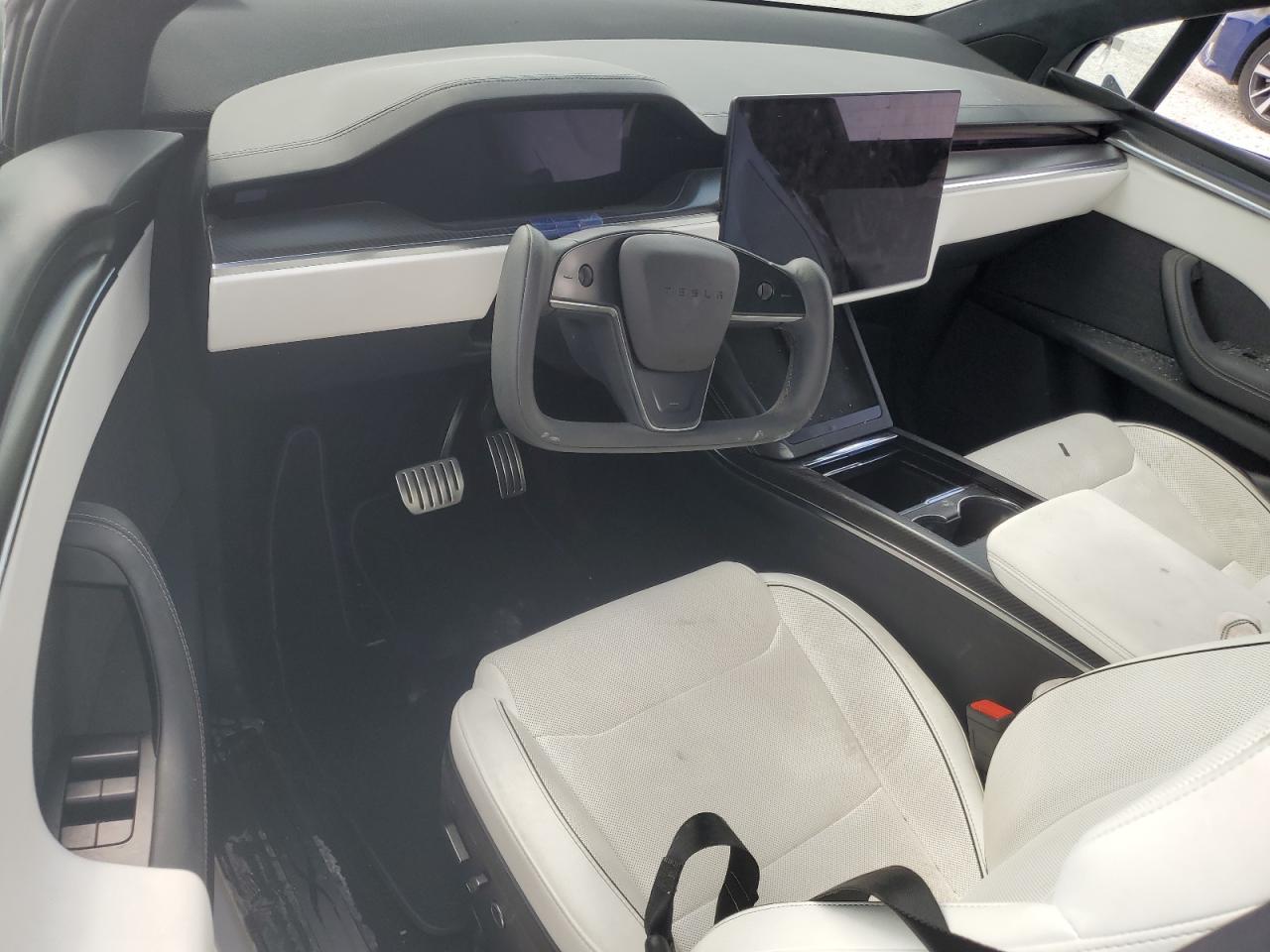 2023 Tesla Model X VIN: 7SAXCBE67PF384100 Lot: 60360815