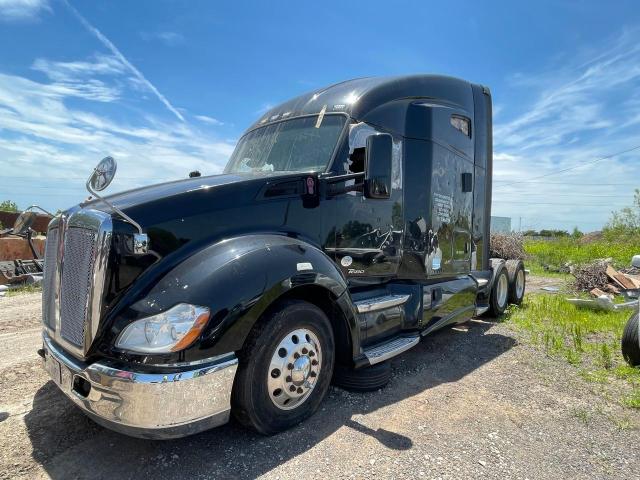 2017 KENWORTH CONSTRUCTION T680  