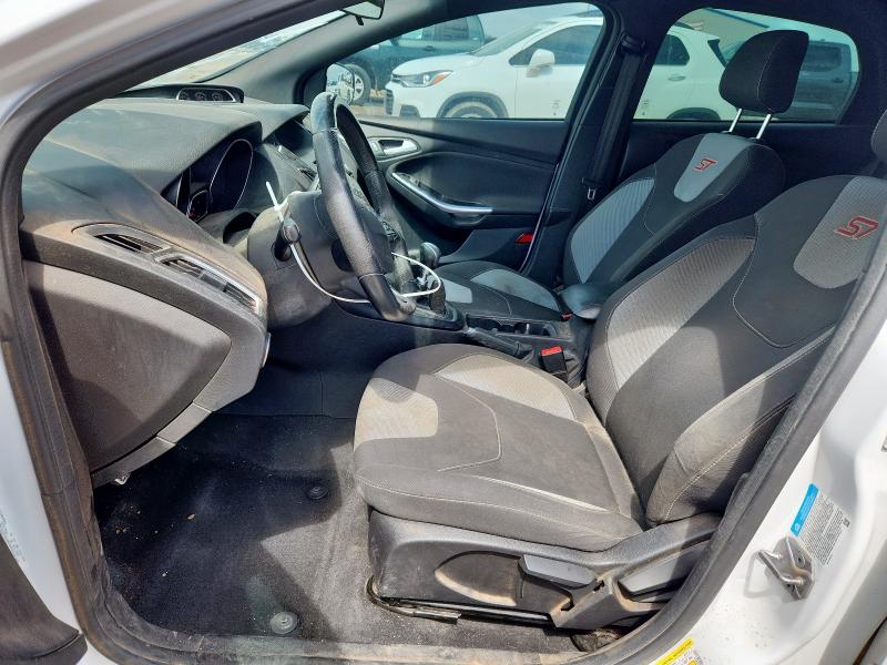  FORD FOCUS 2017 Белы