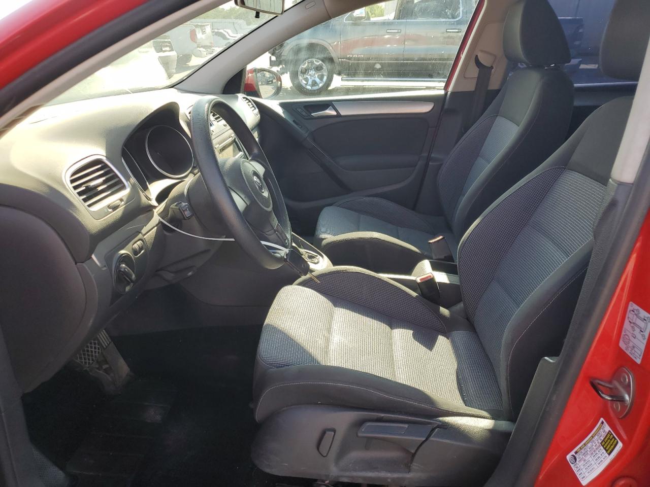2011 Volkswagen Golf VIN: WVWDB7AJ1BW269751 Lot: 61876435