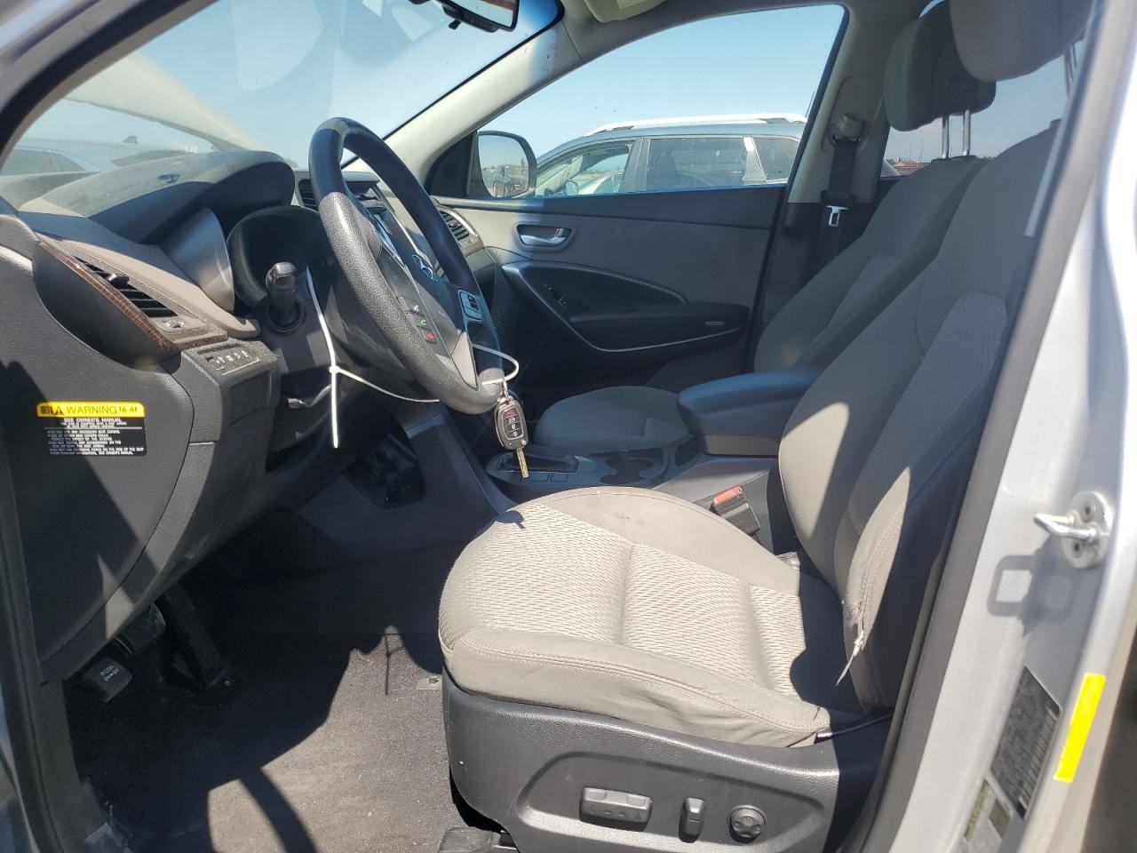 2017 Hyundai Santa Fe Se VIN: KM8SM4HF4HU179642 Lot: 62527235