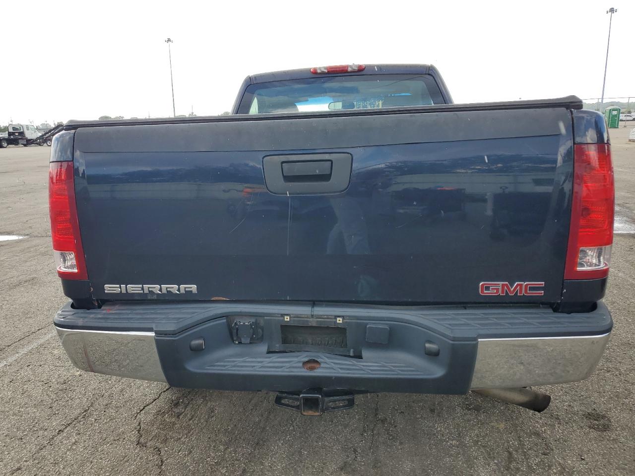 2008 GMC Sierra C1500 VIN: 1GTEC14X98Z248670 Lot: 62935675