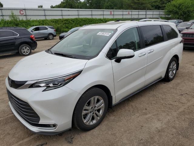  TOYOTA SIENNA 2024 Белы