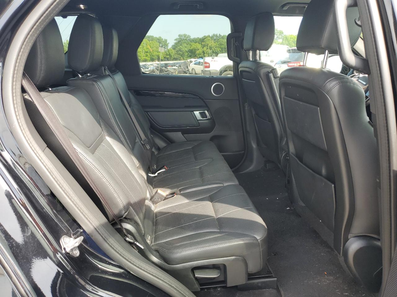 2019 Land Rover Discovery Se VIN: SALRG2RV1KA095865 Lot: 61653215
