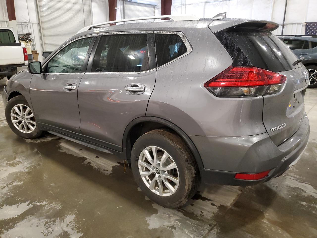 NISSAN ROGUE 2017 VIN KNMAT2MT7HP533963 фото 2