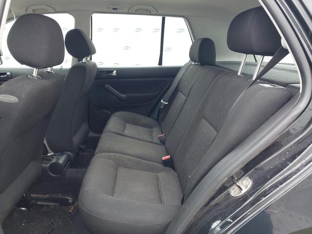 2004 VOLKSWAGEN GOLF MATCH