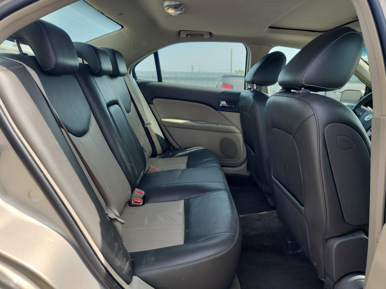2010 Mercury Milan Premier VIN: 3MEHM0JA7AR657537 Lot: 61651785