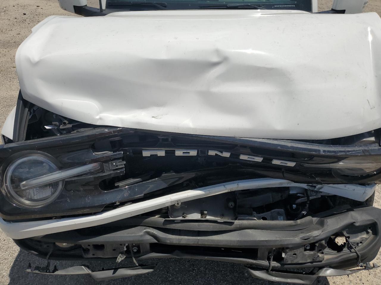 2023 Ford Bronco Base VIN: 1FMDE5BH2PLB67886 Lot: 60964835