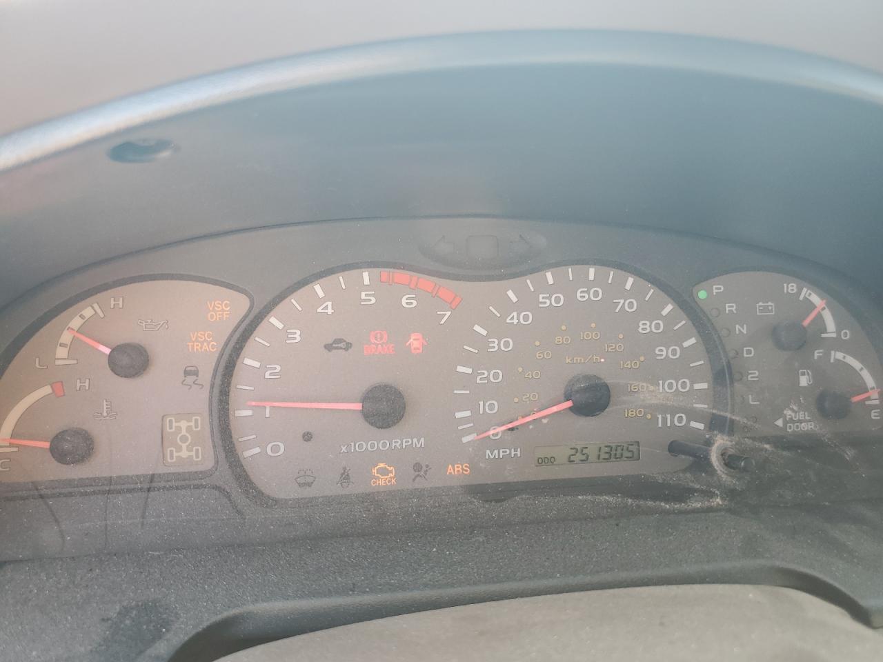 2002 Toyota Sequoia Sr5 VIN: 5TDBT44A42S085435 Lot: 61543035