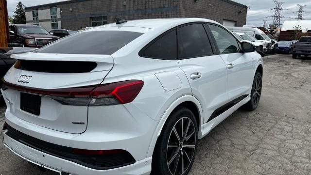  AUDI Q4 E-TRON 2024 Biały
