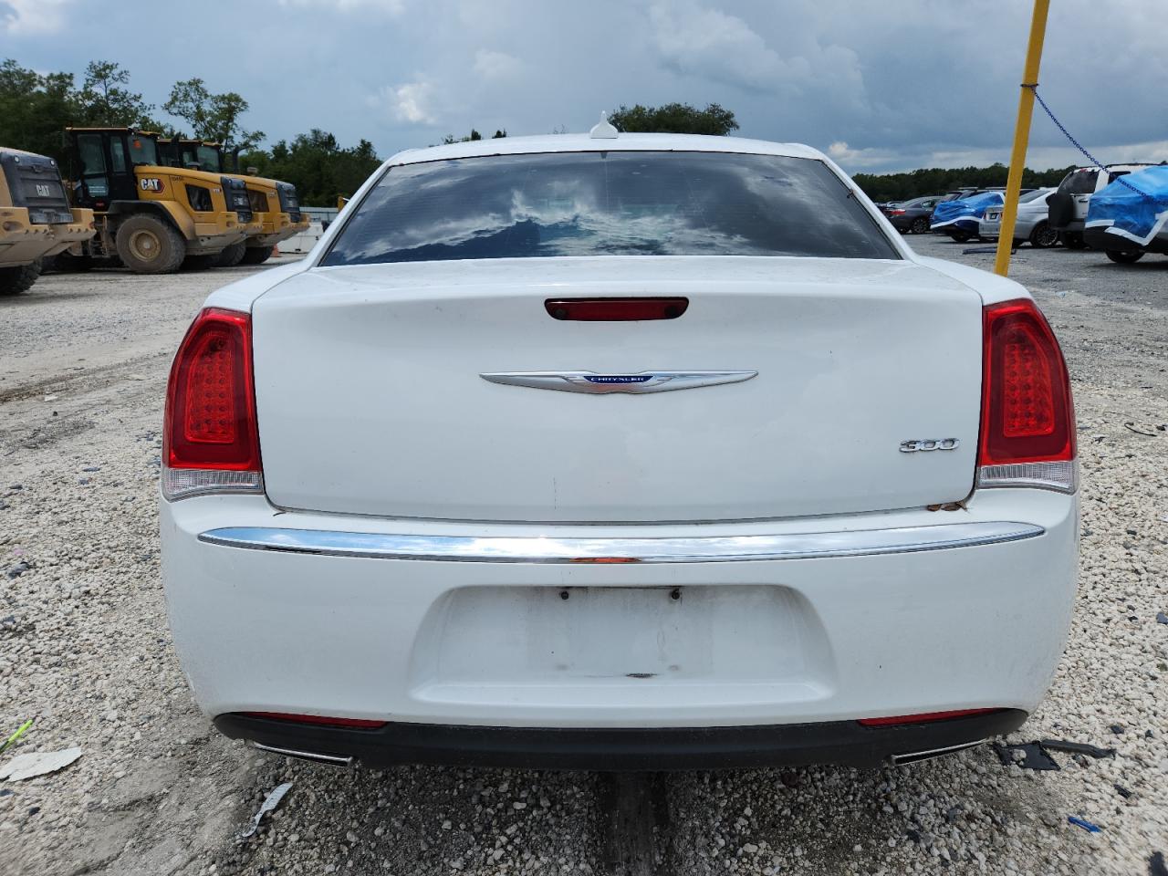 2019 Chrysler 300 Limited VIN: 2C3CCAEG2KH528741 Lot: 61472755