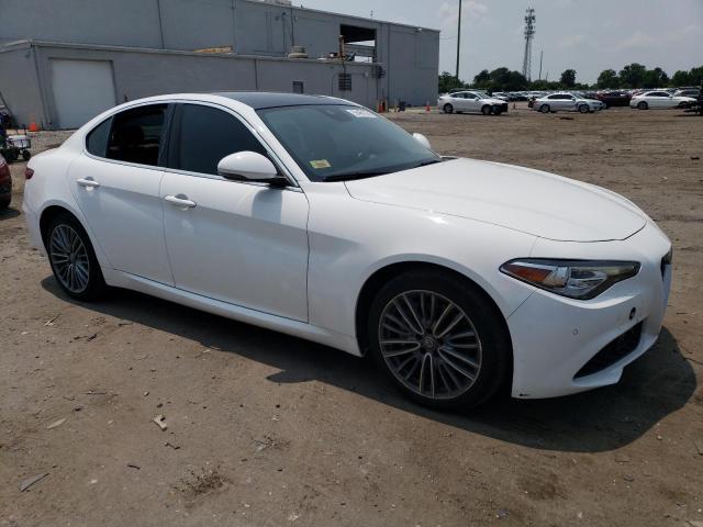  ALFA ROMEO GIULIA 2018 Biały