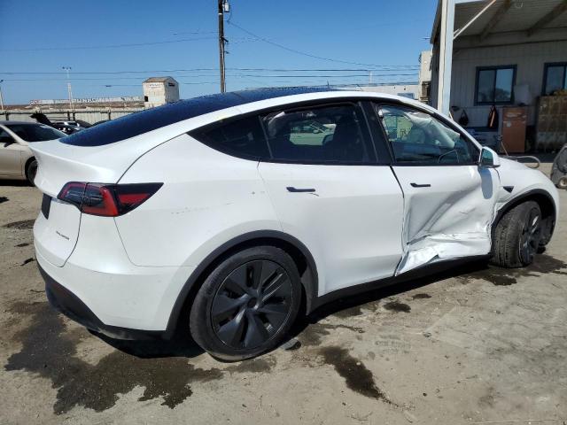  TESLA MODEL Y 2024 Biały