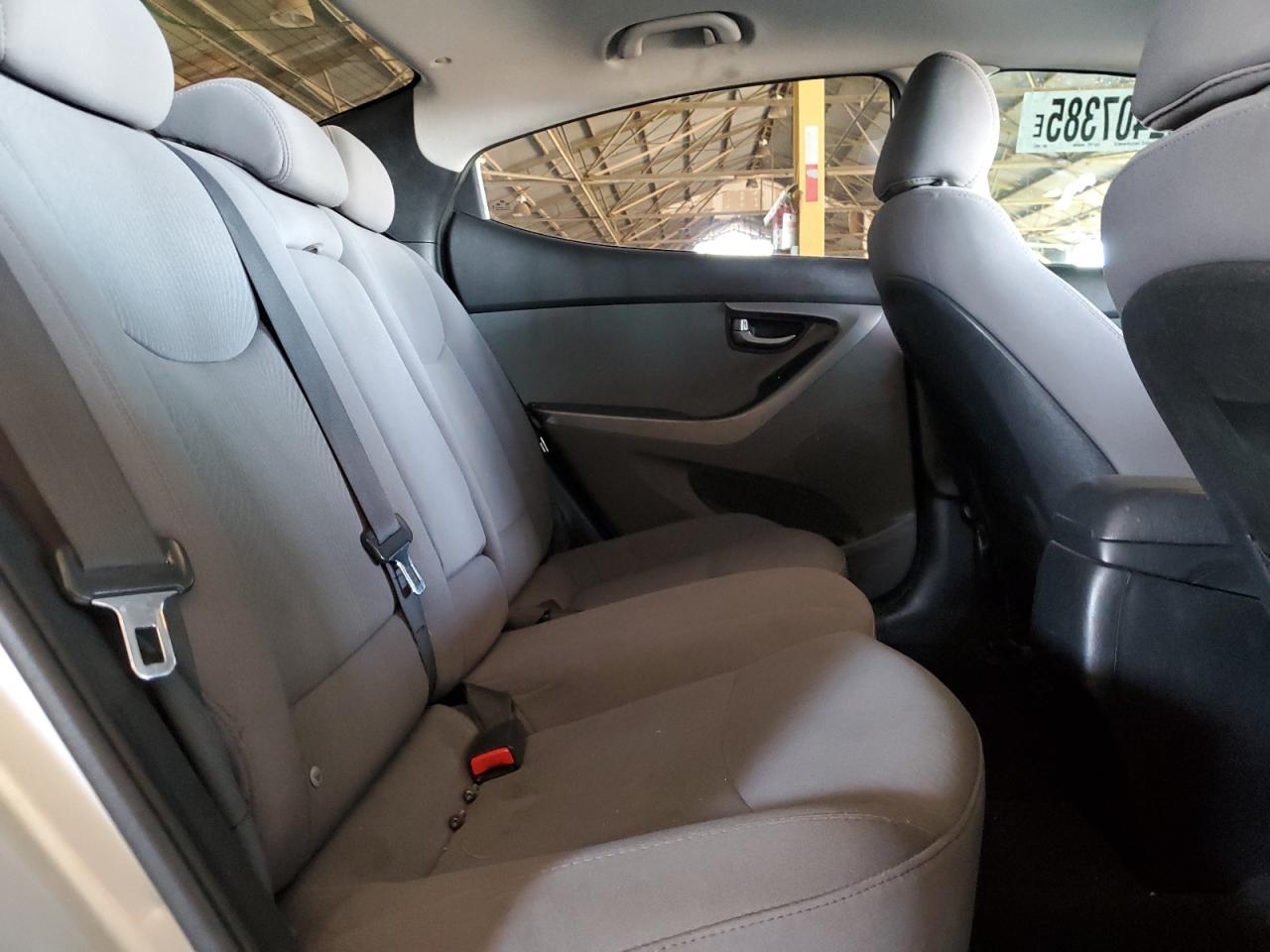 HYUNDAI ELANTRA 2016 VIN 5NPDH4AE8GH740937 фото 10