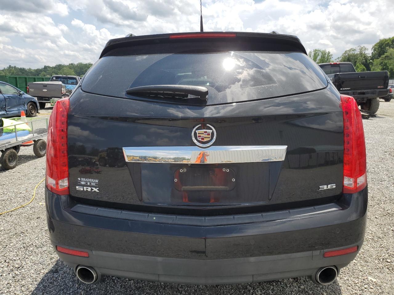 2014 Cadillac Srx Luxury Collection VIN: 3GYFNBE38ES646584 Lot: 61849995