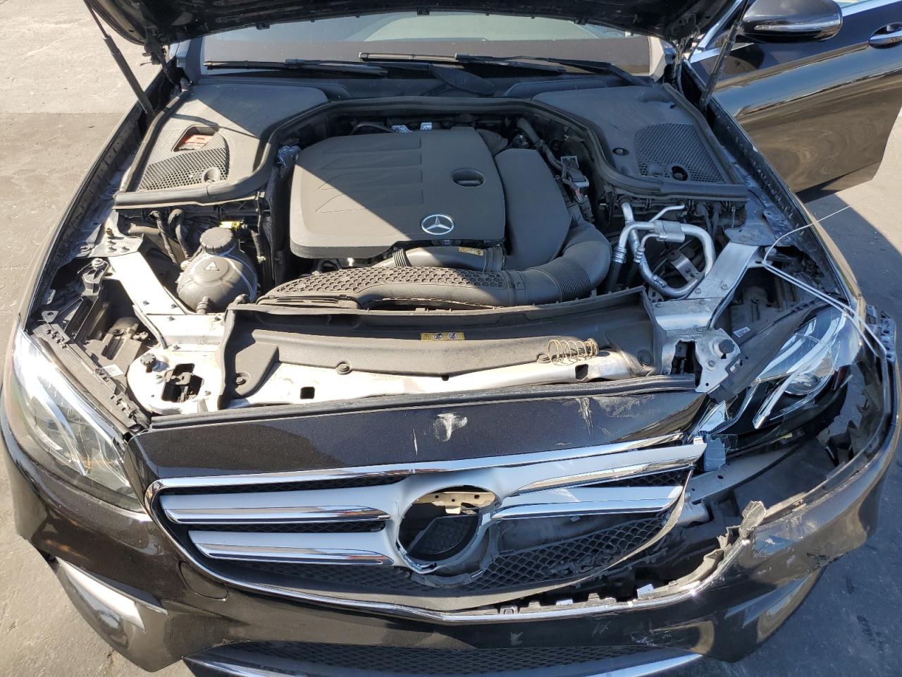 2020 Mercedes-Benz E 350 VIN: W1KZF8DB7LA819690 Lot: 61456535
