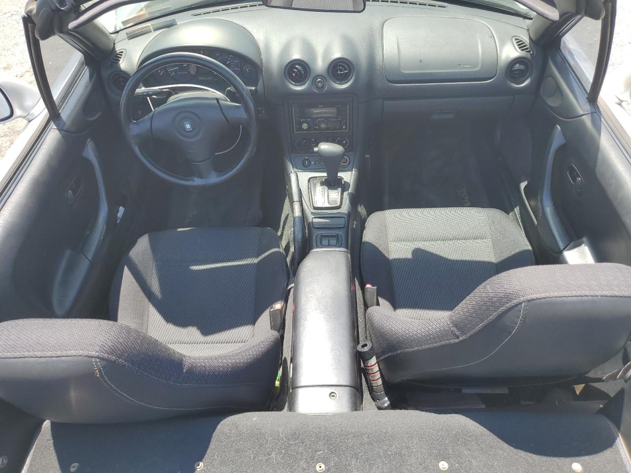 2000 Mazda Mx-5 Miata Base VIN: JM1NB3532Y0151213 Lot: 61210705