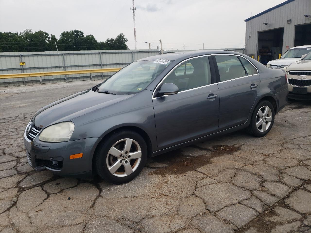 2008 Volkswagen Jetta Se for Sale in Rogersville, MO - Side